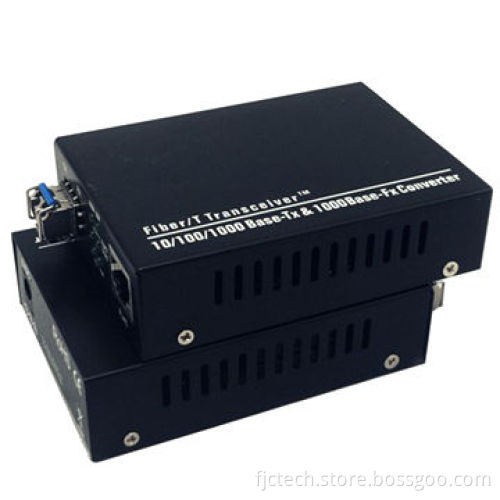 10/100/1,000M Single-mode Fiber Media Converter, Dual Fiber, External Power Supply